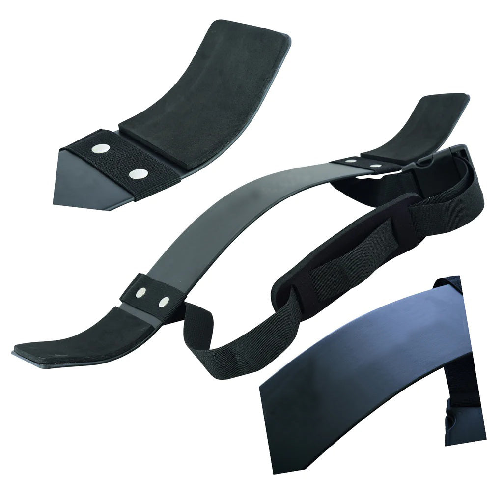 Schwarzer Rewon Bizeps-Isolator Arm Blaster für effektives Bizepstraining, ideal für Box- und Fitnessübungen zu Hause.