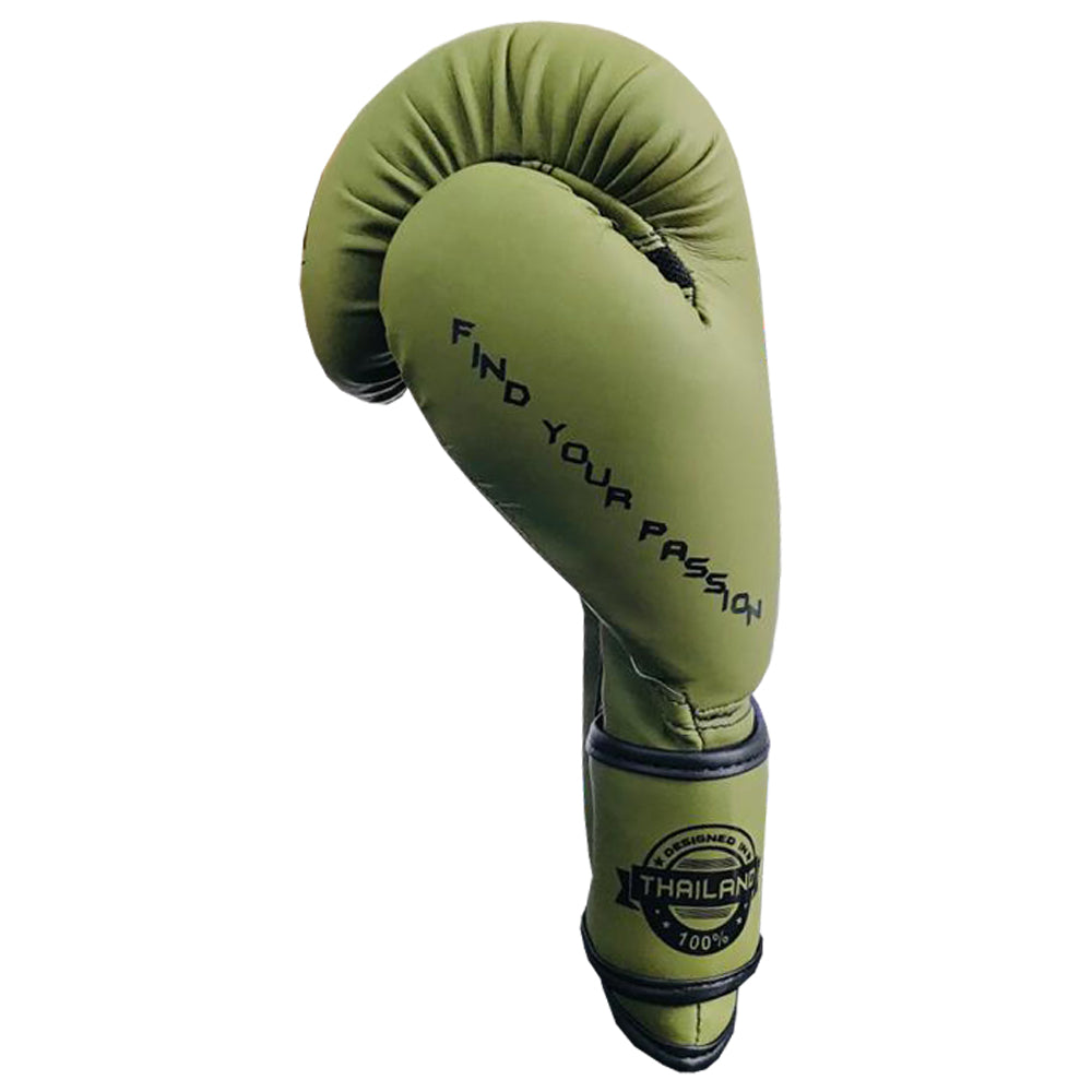 Grüne Rewon Excellence Boxhandschuhe R5 für Kickboxen und Muay Thai, ideal für Boxtraining und Fitness, echte Qualität aus Thailand.