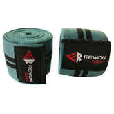 Rewon Gear knee wraps for improved leg stability and strength, ideal for squats and fitness boxing. Box-Fitness Ausrüstung included.