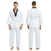 White Taekwondo uniform made of 65% polyester and 35% cotton, breathable and comfortable for sensitive skin, ideal for martial arts training.