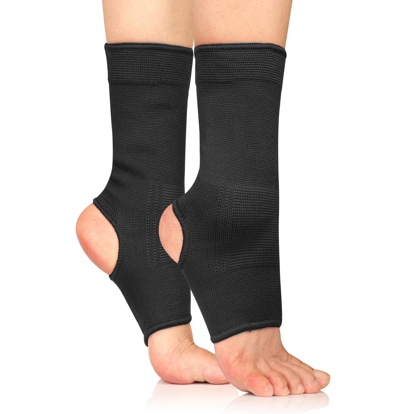 Schwarze Rewon Knöchelbandagen für Muay Thai, bieten Schutz und Stabilität, ideal für Boxen sowie Fitness- und Kampfsportarten.