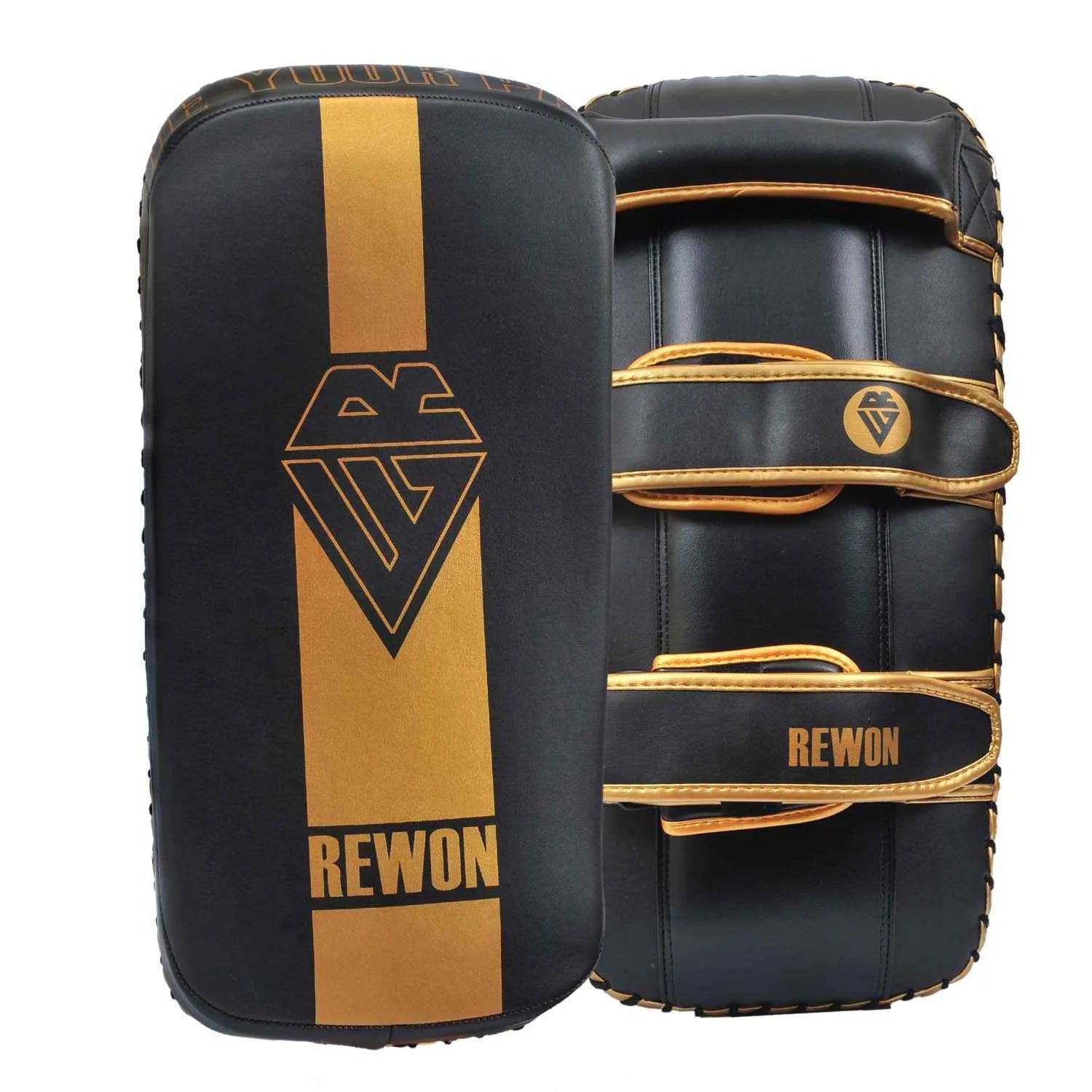 Rewon Classic MMA Trainerpad in black and gold, ideal for boxing and kickboxing training, durable synthetic leather construction.